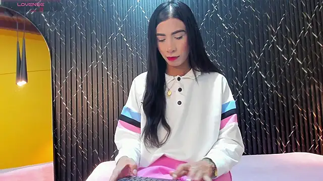 Snapshot of Miss_Ariaa chatting on 09/24/25, 11:39 Miss Ariaa online show from 09/24/25, 11:39