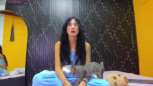 Snapshot of Miss_Ariaa chatting on 10/21/25, 11:31 Miss Ariaa online show from 10/21/25, 11:31