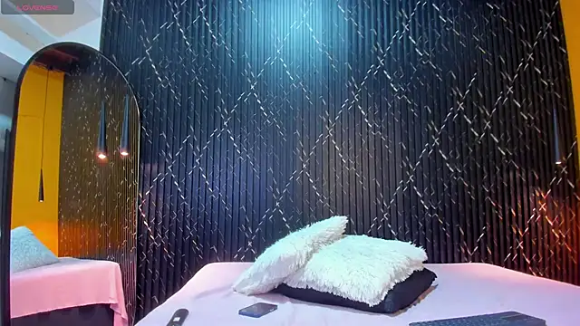 Snapshot of Miss_Ariaa chatting on 10/09/25, 11:33 Miss Ariaa online show from 10/09/25, 11:33
