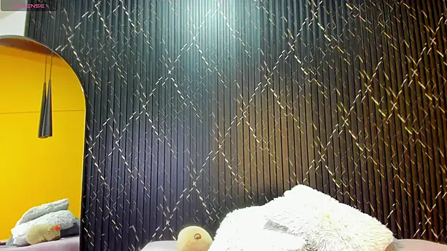 Snapshot of Miss_Ariaa chatting on 10/14/25, 11:33 Miss Ariaa online show from 10/14/25, 11:33