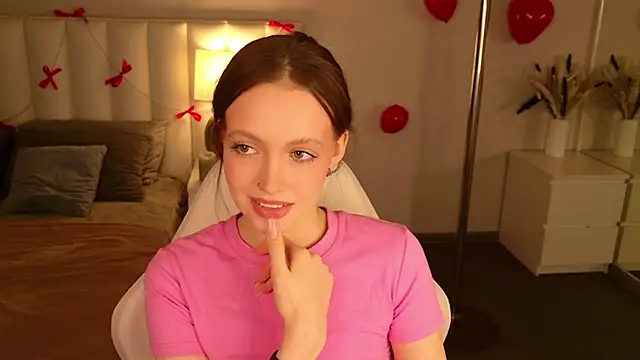 Snapshot of SallyPinkman chatting on 02/13/26, 09:09 SallyPinkman online show from 02/13/26, 09:09