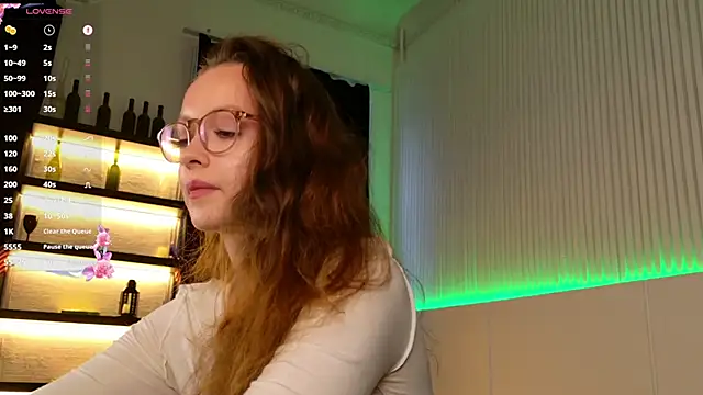 SallyPinkman online show from 11/09/25, 09:02