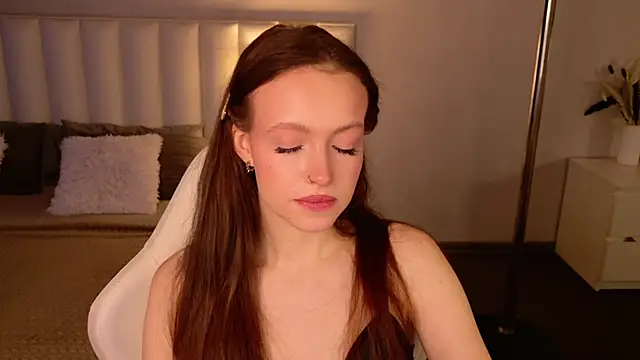 Snapshot of SallyPinkman chatting on 01/15/26, 09:12 SallyPinkman online show from 01/15/26, 09:12