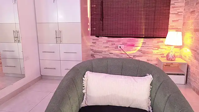 Vicky kittyy online show from 12/02/25, 12:51