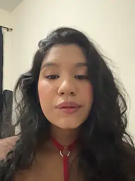 Snapshot of Lyria_Diamond chatting on 10/13/25, 10:21 Lyria Diamond online show from 10/13/25, 10:21