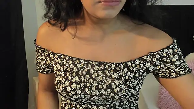 Lyria Diamond online show from 01/11/26, 07:32