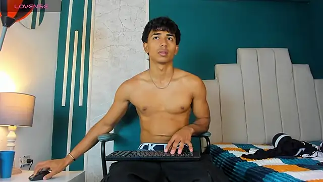 Jaycob Black1 online show from 10/04/25, 12:28