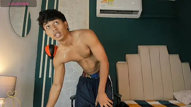 Jaycob Black1 online show from 10/06/25, 12:17