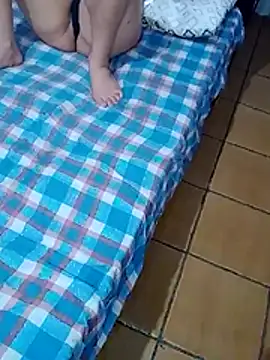 Cachorrinha2025 online show from 11/29/25, 04:12