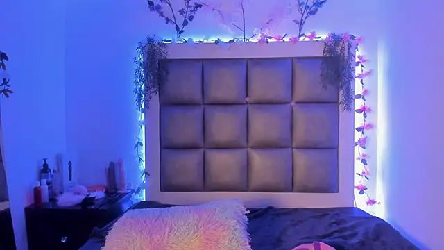 abbiecollins js online show from 03/27/26, 03:59