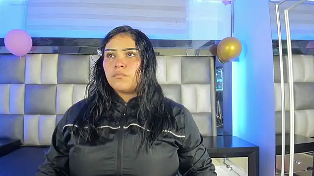 abbiecollins js online show from 11/22/25, 04:11