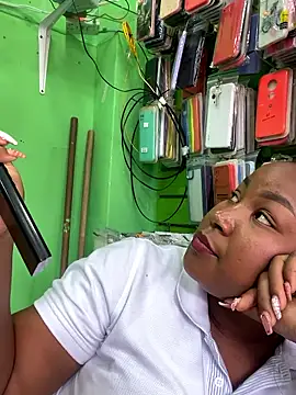 Snapshot of Karol_sexy23 chatting on 01/08/26, 04:02 Karol sexy23 online show from 01/08/26, 04:02