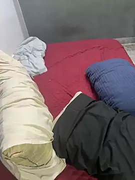 Worldwideshows13 online show from 12/15/25, 08:58