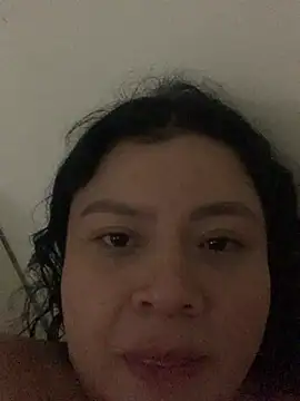Snapshot of Amber_Santana chatting on 07/12/26, 07:04 Amber Santana online show from 07/12/26, 07:04