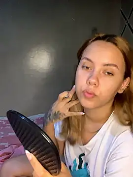 coupleyys online show from 01/14/26, 05:38