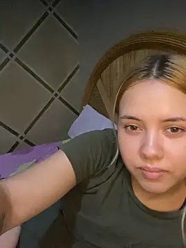 coupleyys online show from 05/28/26, 08:15