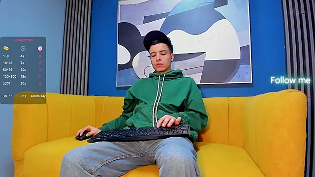 Snapshot of kevinn_blue1 chatting on 10/02/25, 11:30 kevinn blue1 online show from 10/02/25, 11:30