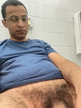 Snapshot of pauzudomoreno1 chatting on 11/29/25, 03:39 pauzudomoreno1 online show from 11/29/25, 03:39