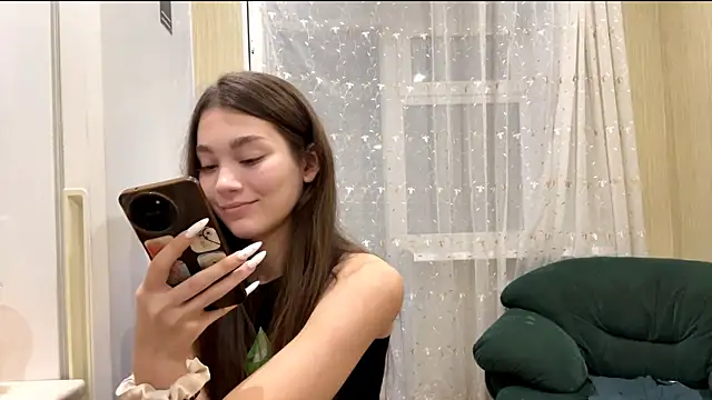 Cuteviola online show from 09/21/25, 10:31