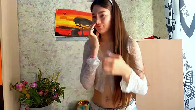 Cuteviola online show from 04/06/26, 12:39