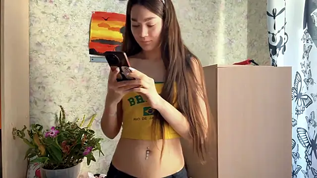 Cuteviola online show from 04/09/26, 01:18