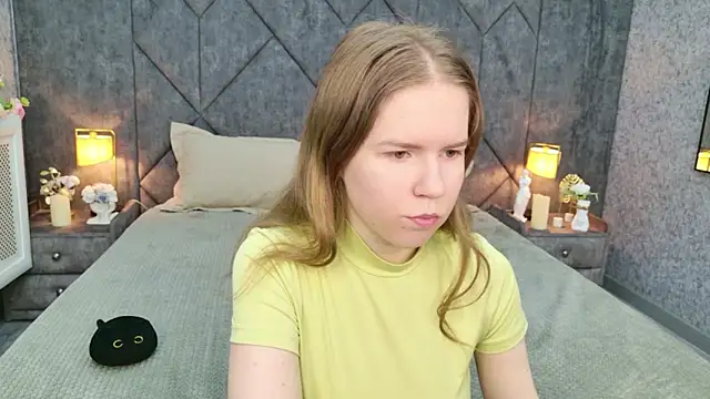 Alida Brice online show from 04/10/26, 03:30