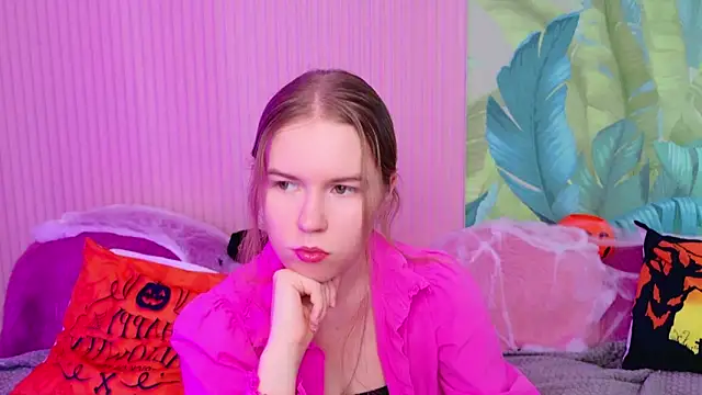 Alida Brice online show from 10/26/25, 06:14