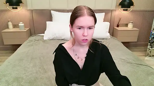 Alida Brice online show from 11/18/25, 05:44