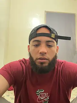 LeoPR00 online show from 10/13/25, 02:29