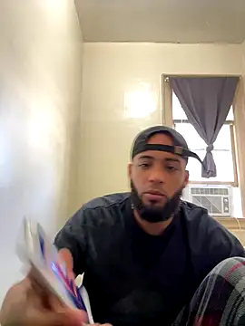 LeoPR00 online show from 10/01/25, 02:54