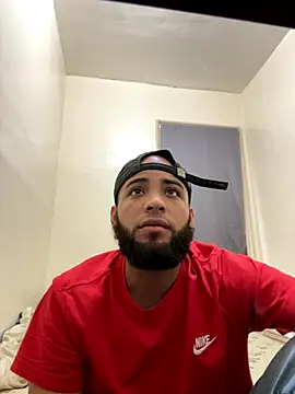 LeoPR00 online show from 10/08/25, 09:48