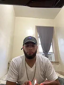 LeoPR00 online show from 09/30/25, 02:01