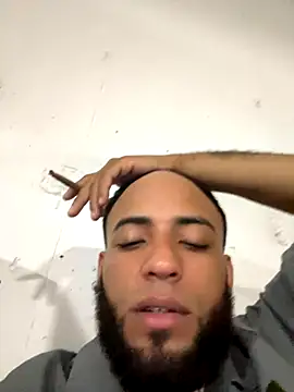 LeoPR00 online show from 09/24/25, 02:40