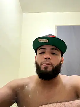 LeoPR00 online show from 10/27/25, 02:40