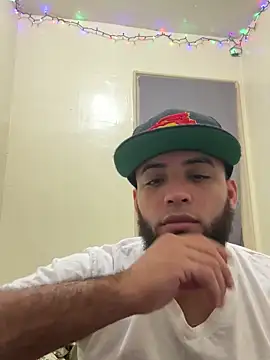 LeoPR00 online show from 12/16/25, 01:10