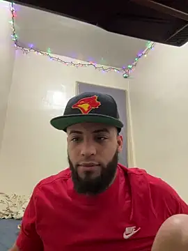 LeoPR00 online show from 12/17/25, 09:20