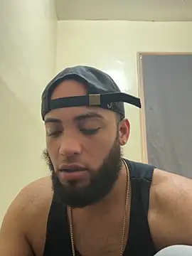 LeoPR00 online show from 10/03/25, 03:24