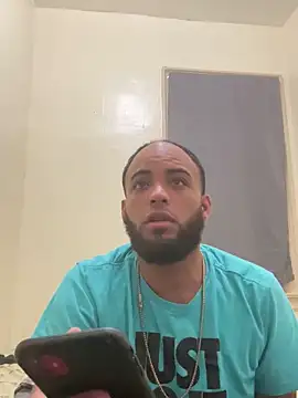 LeoPR00 online show from 09/21/25, 10:42