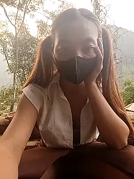 -Miu-98 online show from 10/18/25, 10:06