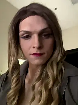 EnbyGamerChick online show from 09/24/25, 09:21