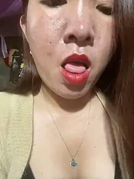 Snapshot of Luna-ass chatting on 02/03/26, 03:04 Luna-ass online show from 02/03/26, 03:04