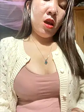 Luna-ass online show from 11/26/25, 12:21