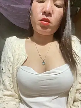 Luna-ass online show from 11/25/25, 12:16