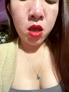 Snapshot of Luna-ass chatting on 01/06/26, 12:36 Luna-ass online show from 01/06/26, 12:36