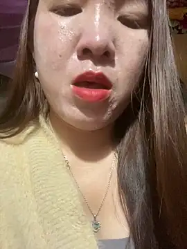 Snapshot of Luna-ass chatting on 02/20/26, 12:18 Luna-ass online show from 02/20/26, 12:18