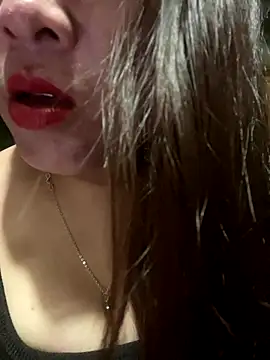 Luna-ass online show from 10/15/25, 12:24