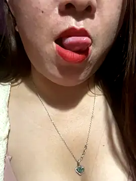 Snapshot of Luna-ass chatting on 01/06/26, 02:10 Luna-ass online show from 01/06/26, 02:10