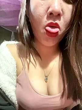 Luna-ass online show from 11/25/25, 12:00