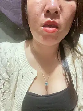 Luna-ass online show from 11/18/25, 02:20