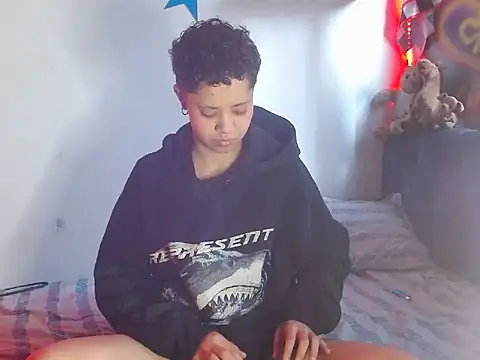 Jade Rayden online show from 04/07/26, 09:49